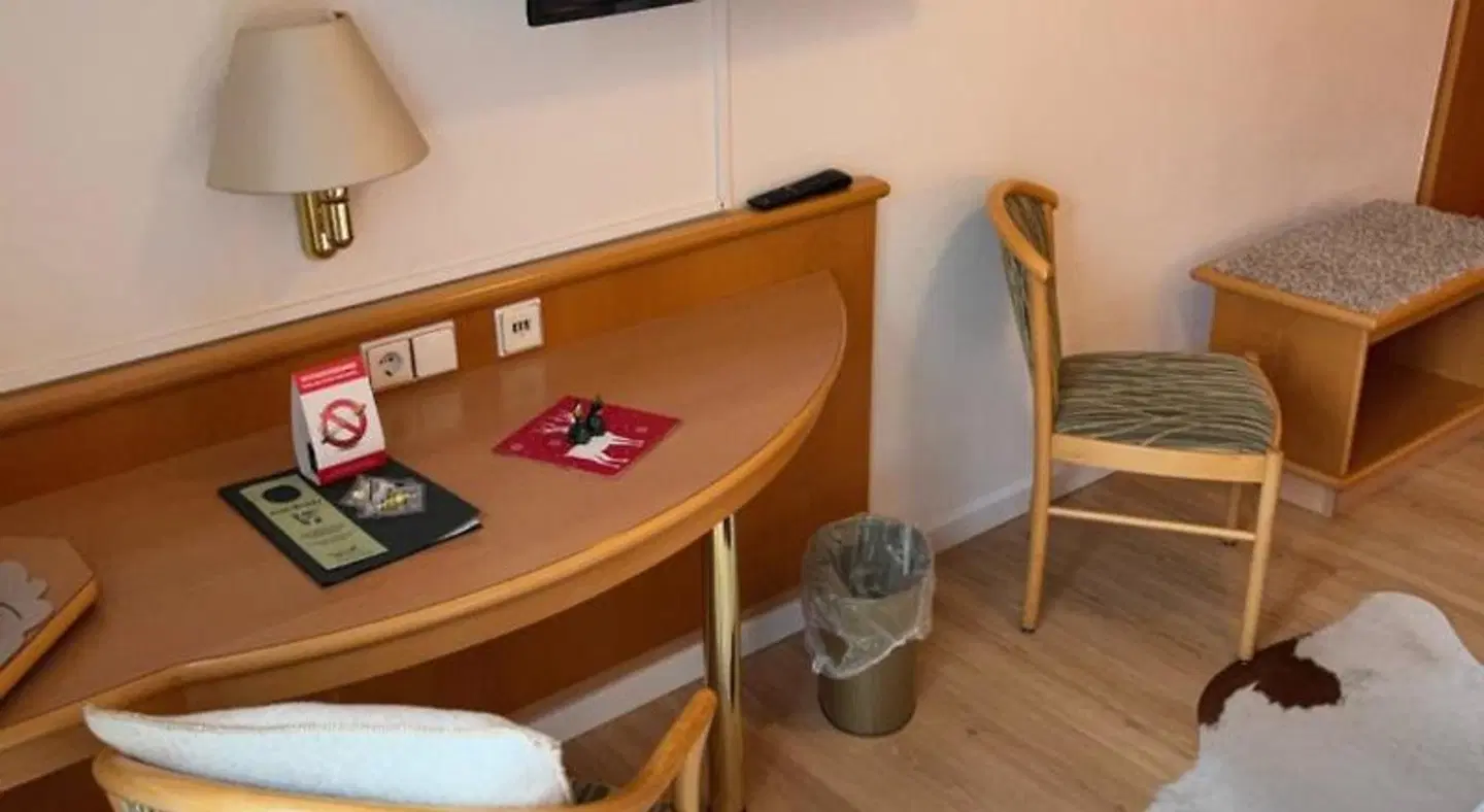 Engelberg ROOM_EXAMPLE