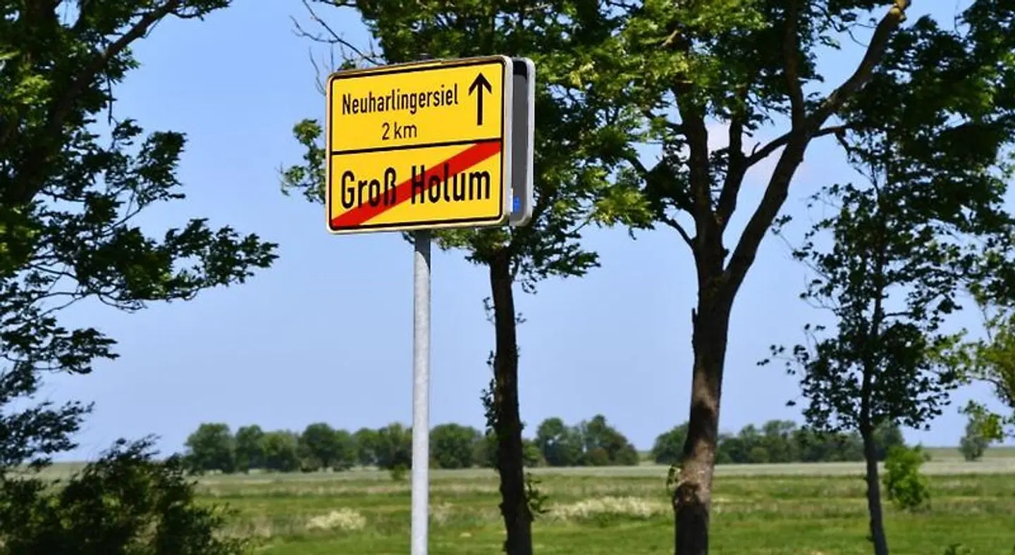 Holum EXTERIOR