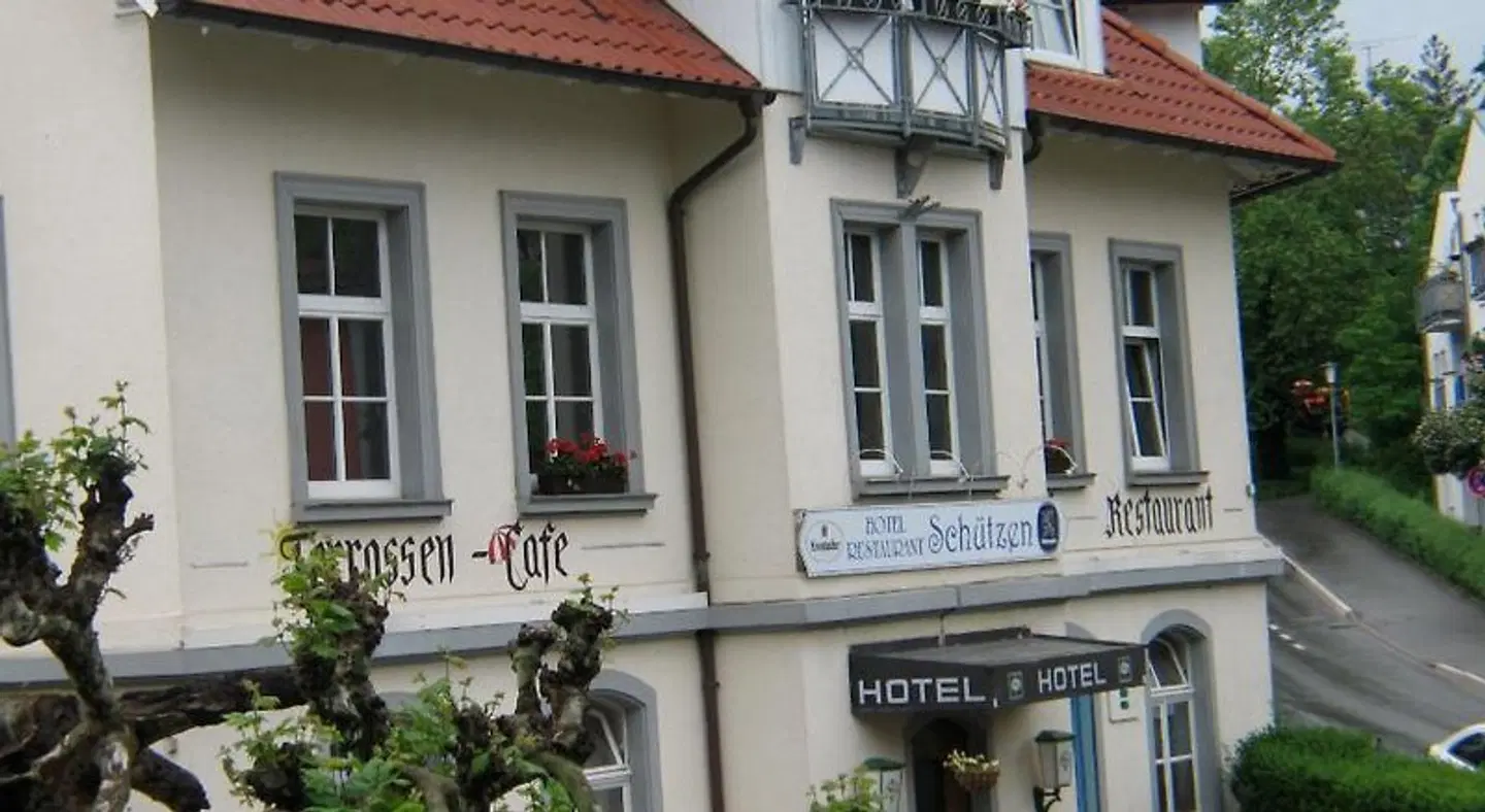 Hotel Schützen EXTERIOR