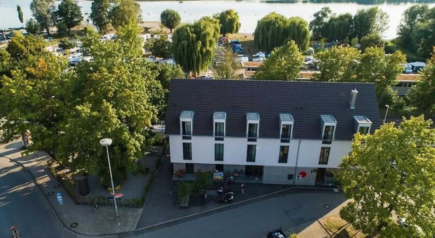 Radhotel am Gleis EXTERIOR