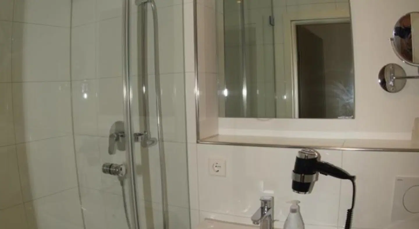 Hotel Lafette Badezimmer