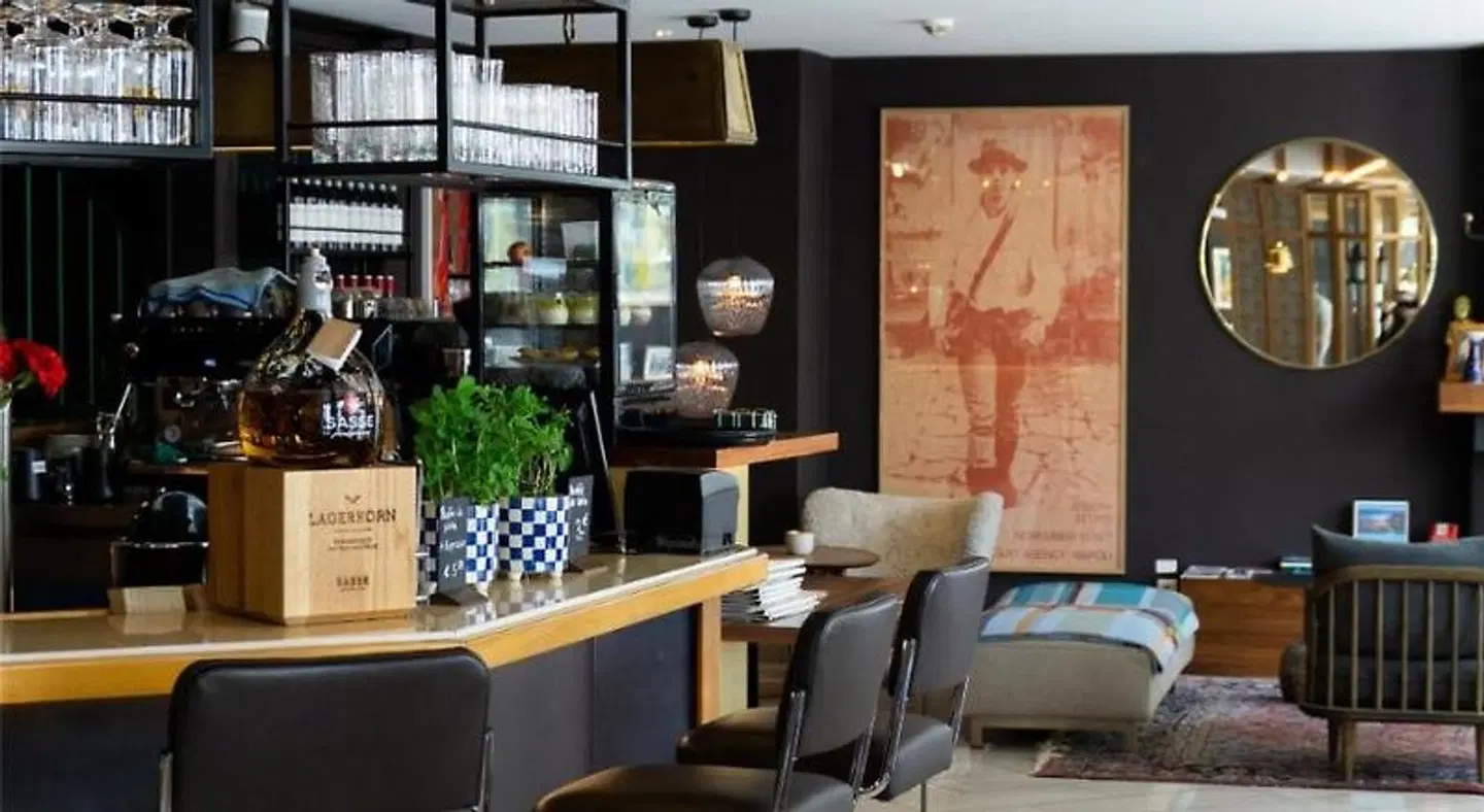 Central Bar