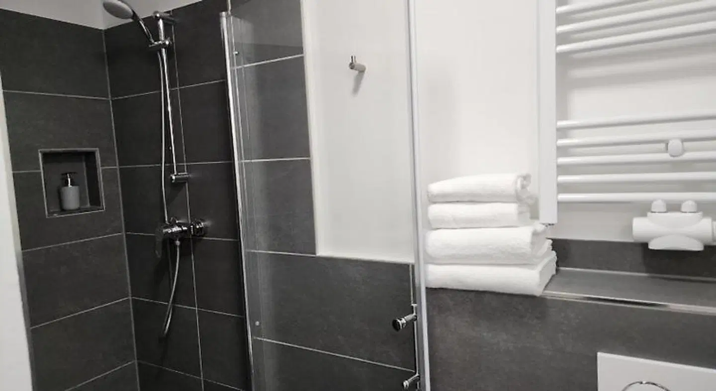 Davin City Aparments Badezimmer