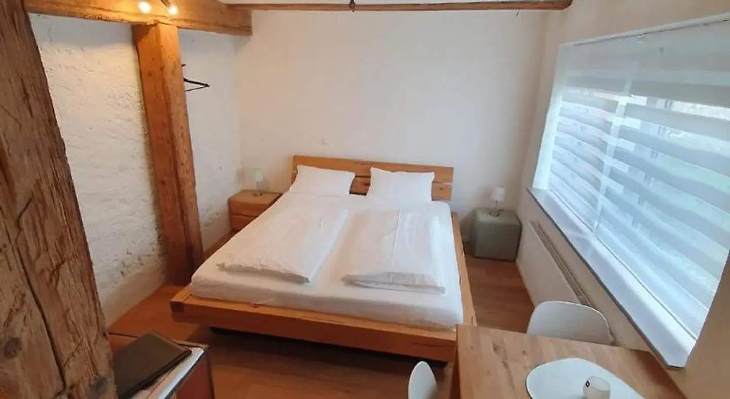 Krone ROOM_EXAMPLE