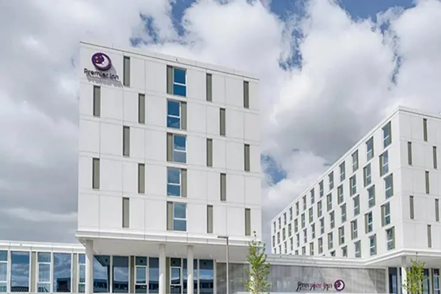 Premier Inn Wolfsburg City Centre EXTERIOR
