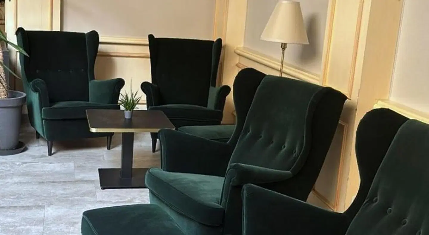 Vier Jahreszeiten LOUNGE_LOBBY