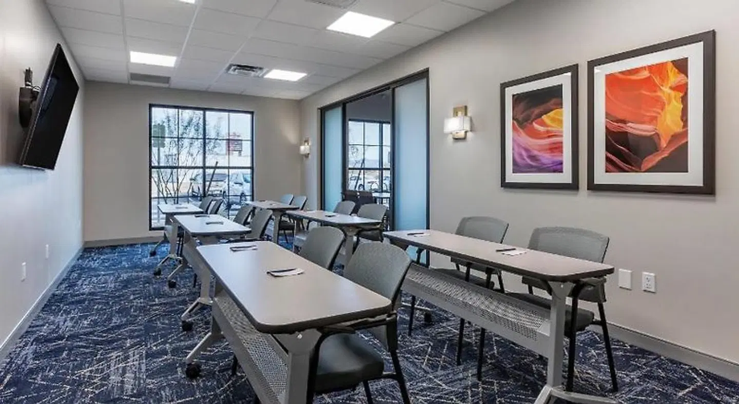 Comfort Suites Scottsdale Talking Stick Entertainment District Konferenz