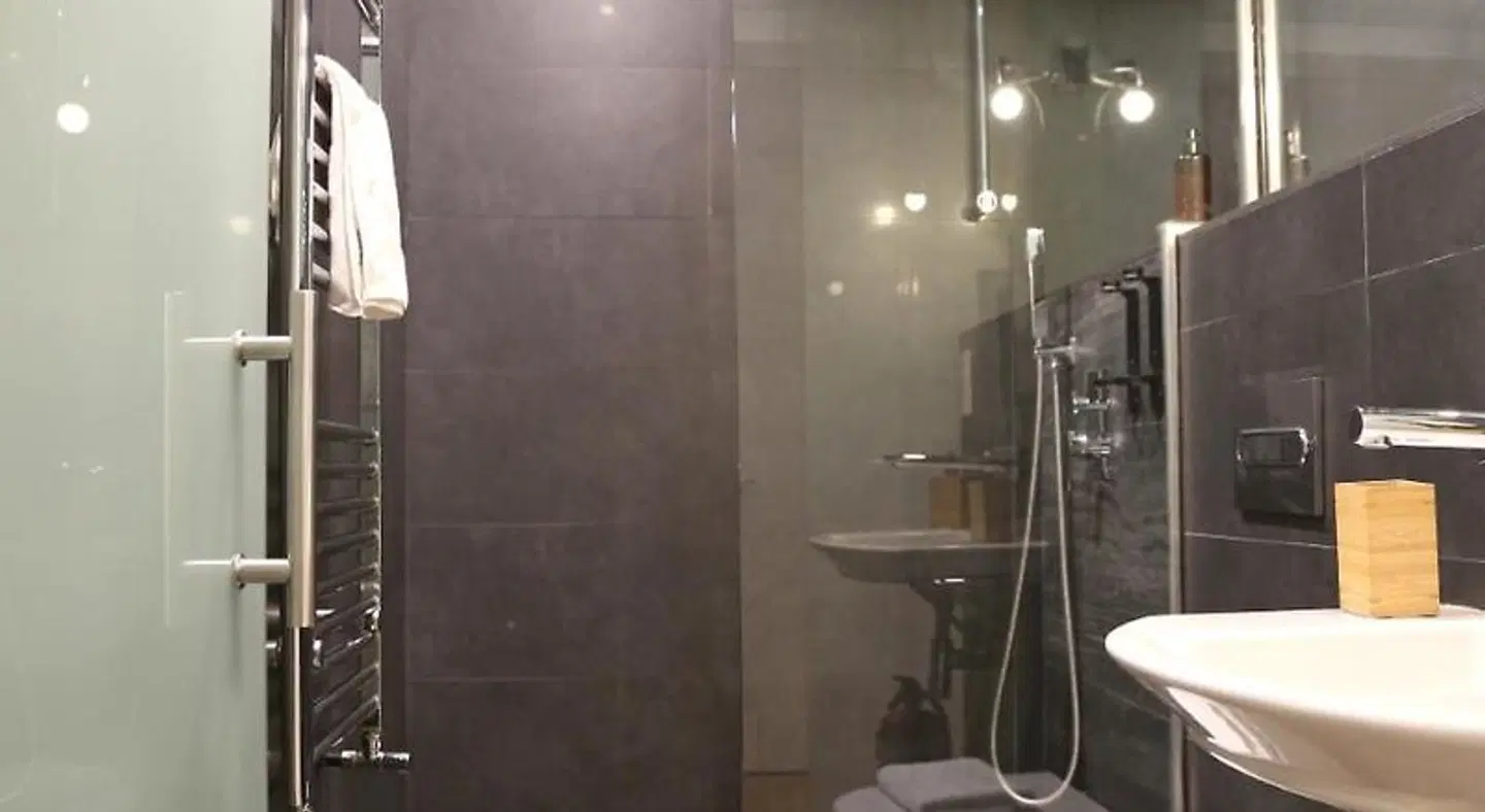 Baps Apartments Badezimmer