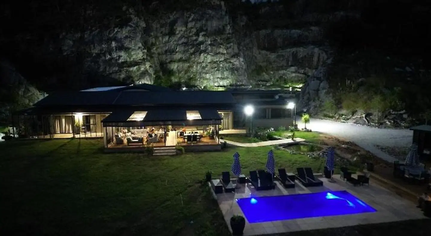 Plumbago Guest House EXTERIOR