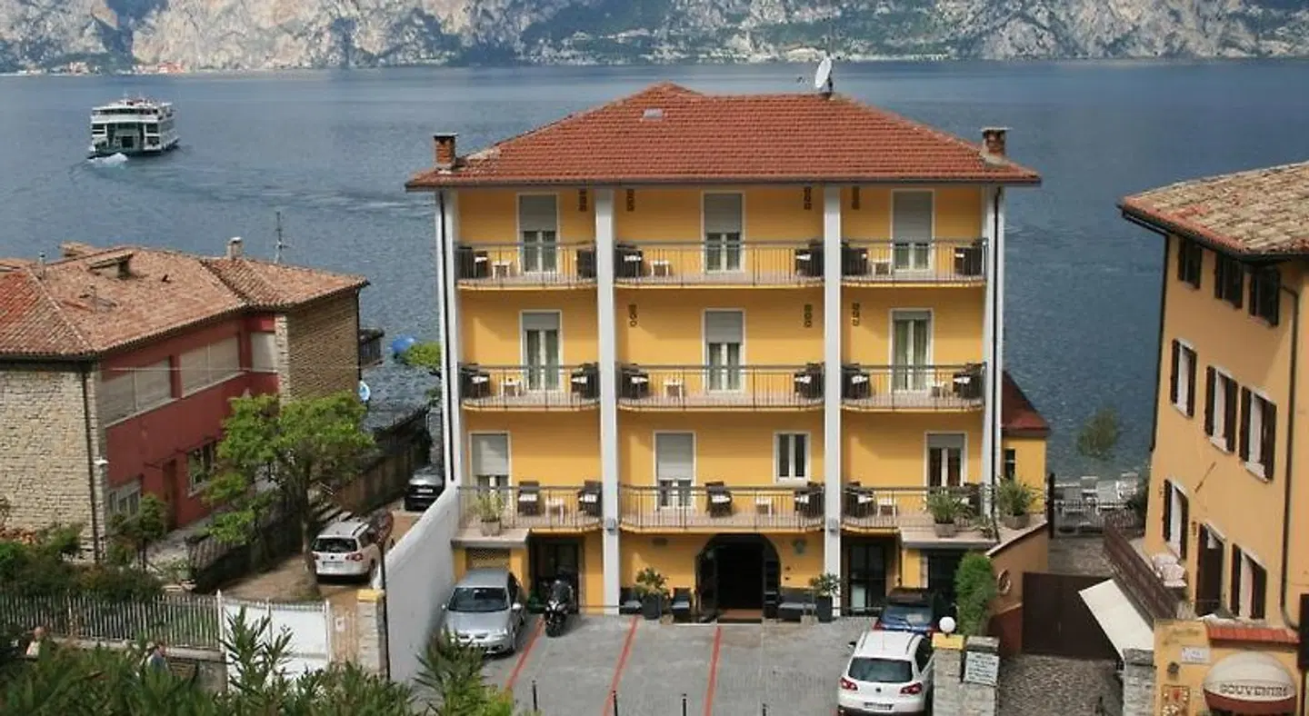 Hotel Sirena EXTERIOR