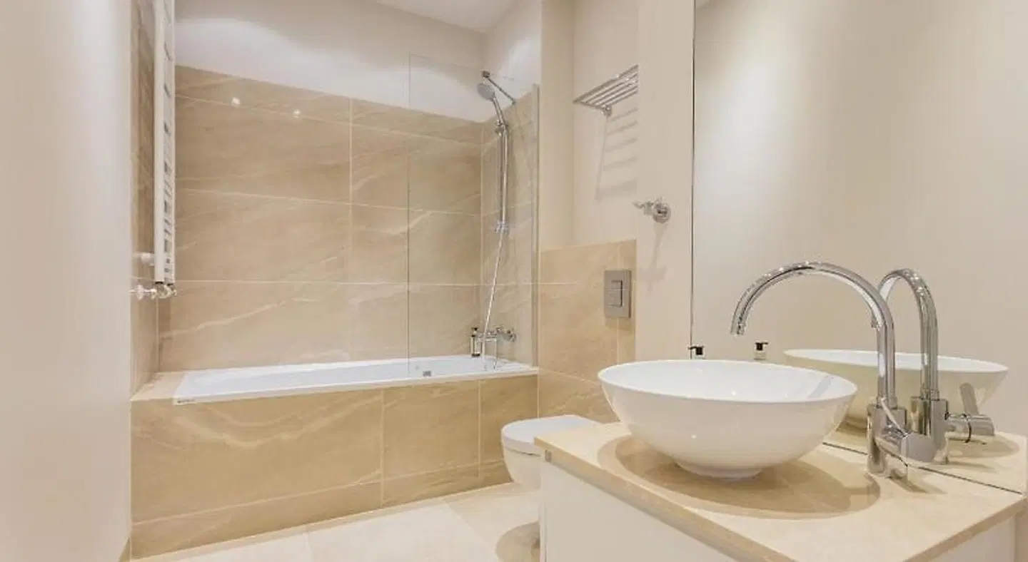 Platinum Residence Mokotów Badezimmer