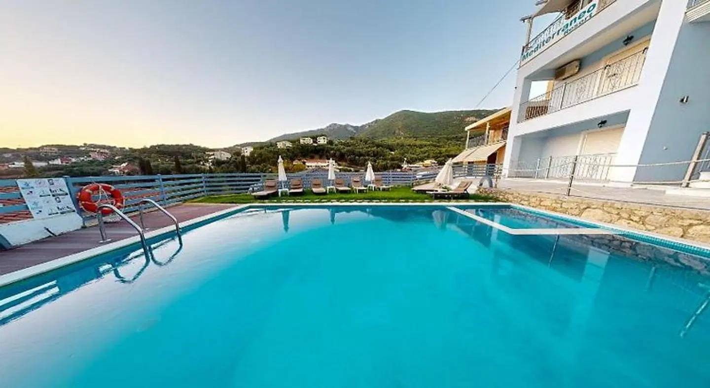 Mediterraneo Resort OUTDOOR_POOL