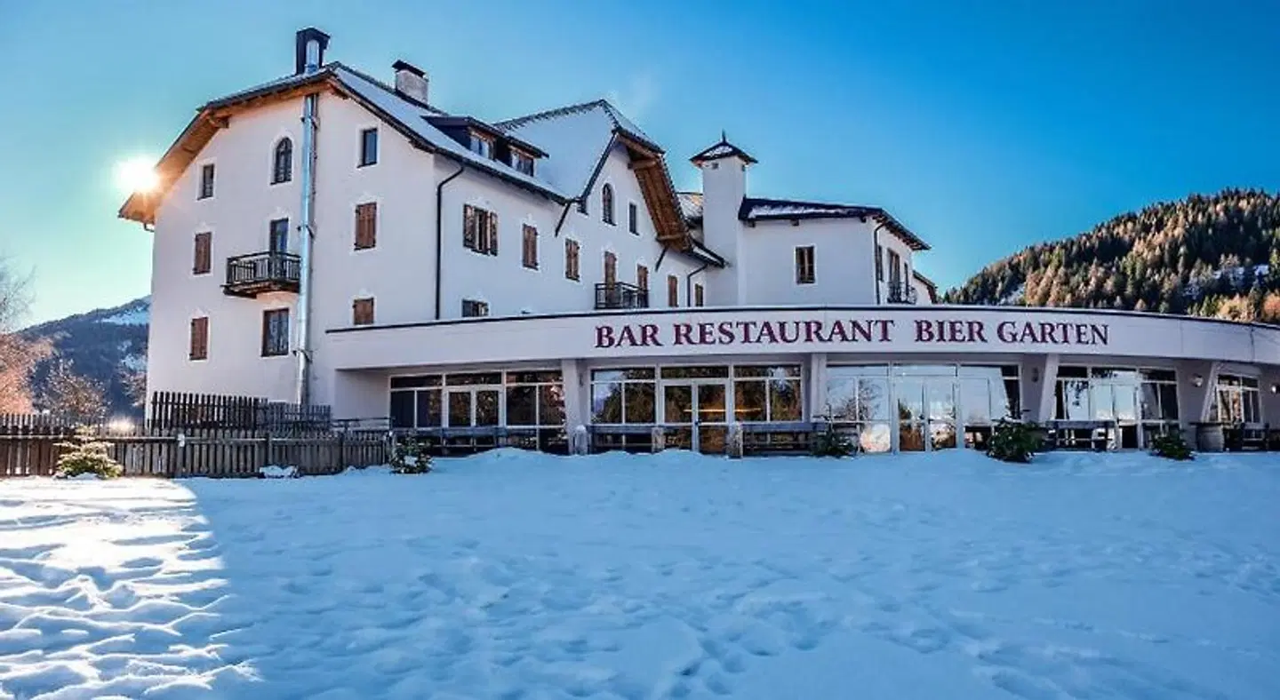 Hotel Corno Bianco EXTERIOR