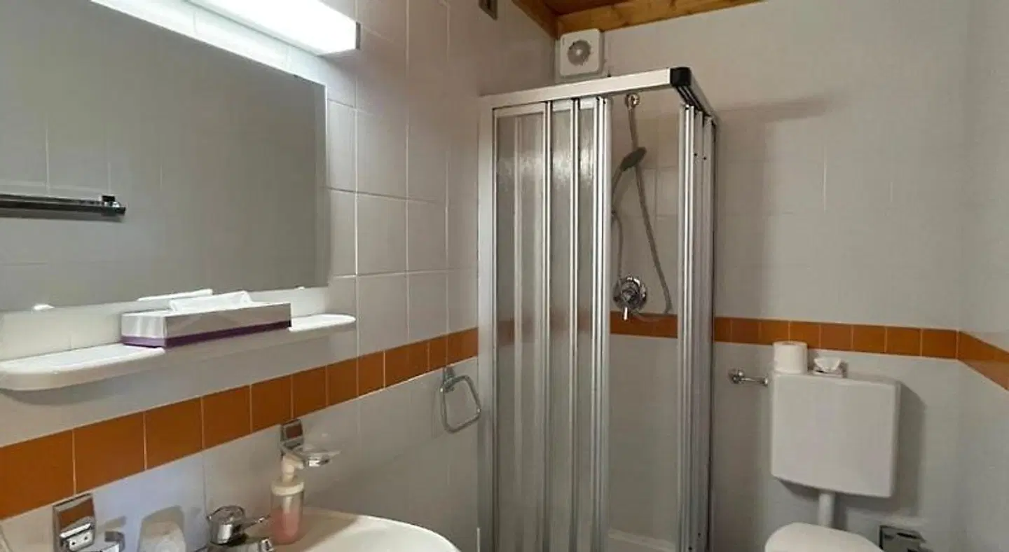 Hotel Corno Bianco Badezimmer