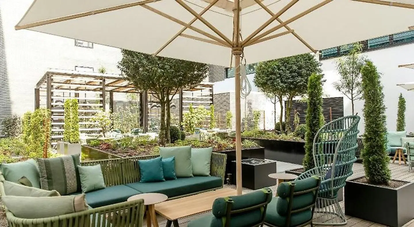 Motel One Stuttgart-Hauptbahnhof Terrasse