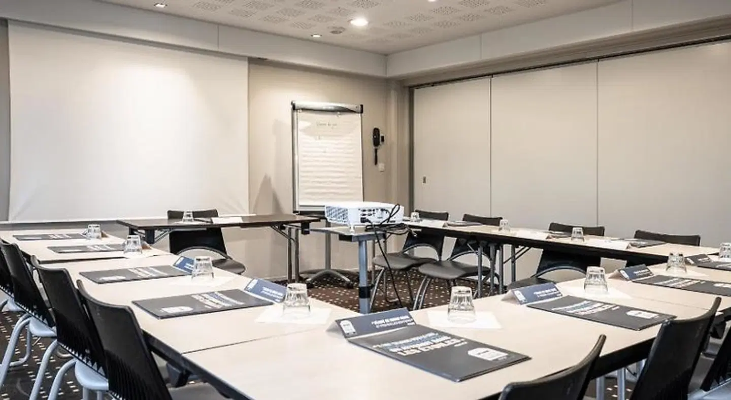 Kyriad Rennes Nord Konferenz