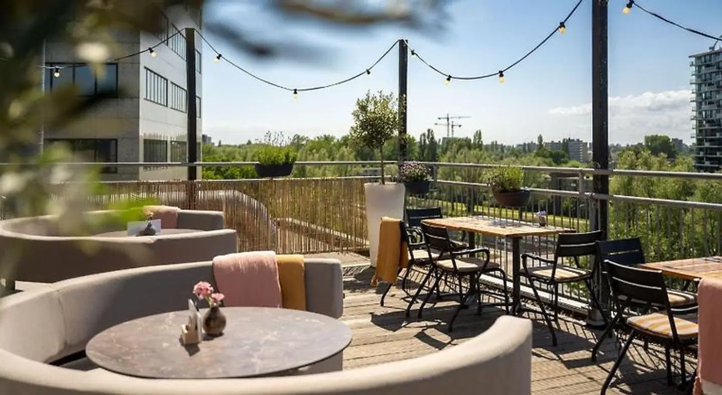 Cityden Up Amsterdam South Hotel Apartments Terrasse