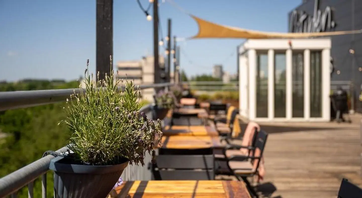 Cityden Up Amsterdam South Hotel Apartments Terrasse