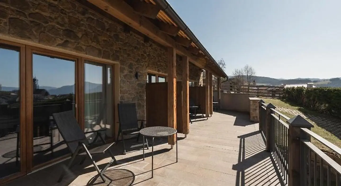 Hotel Emmy - five elements Terrasse