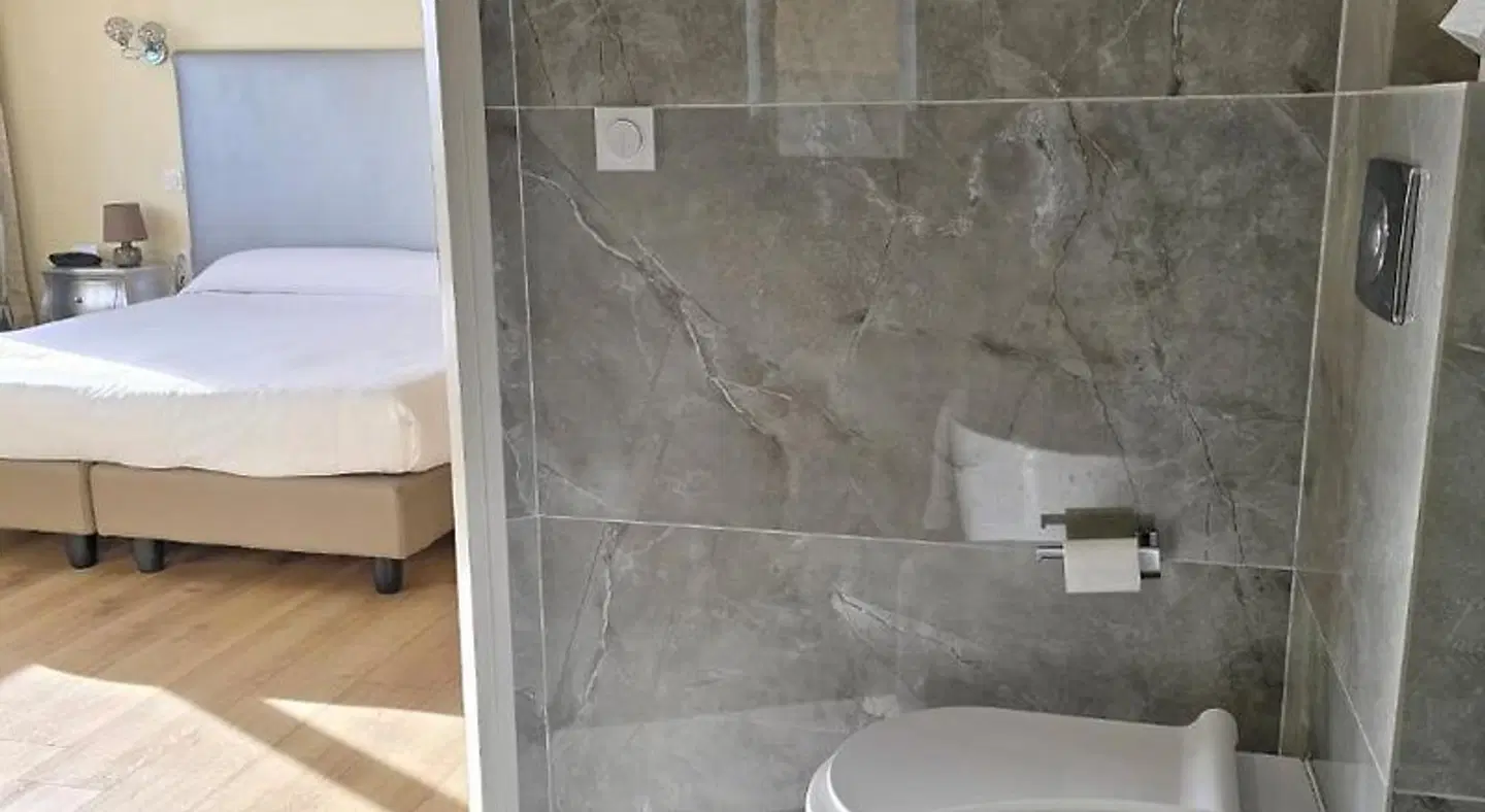 Hôtel Castellu Rossu Badezimmer