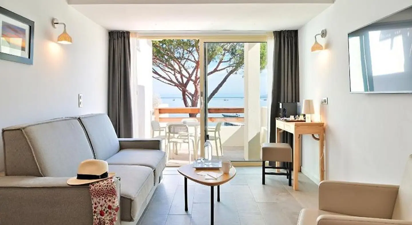 La Roya ROOM_EXAMPLE