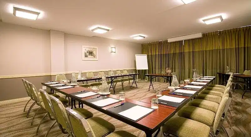 Garden Court Nelson Mandela Boulevard – Hotelfoto