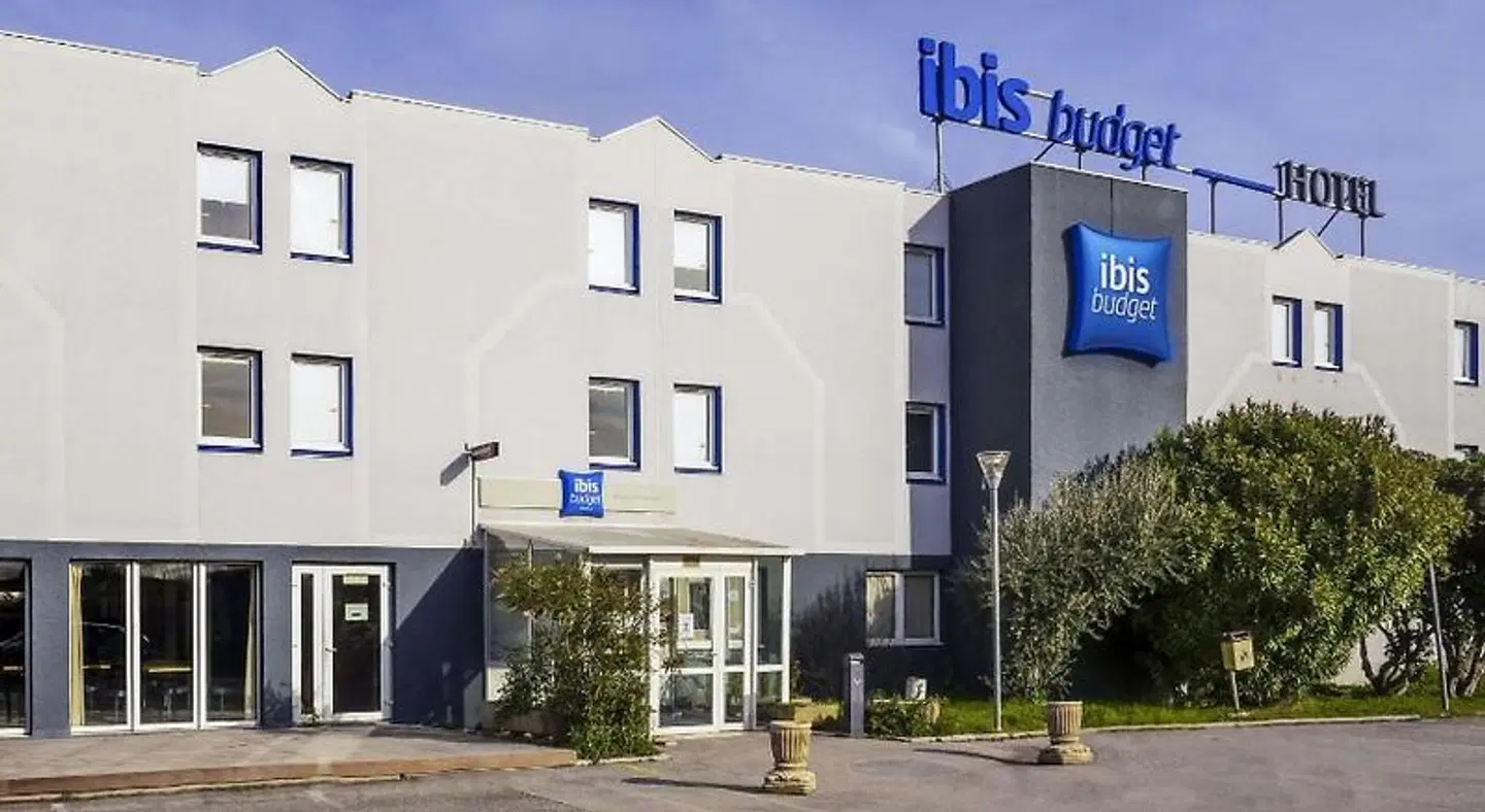 ibis budget Arles Sud Fourchon EXTERIOR