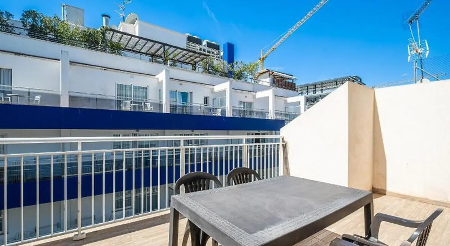 Apartamentos La Rosita Terrasse