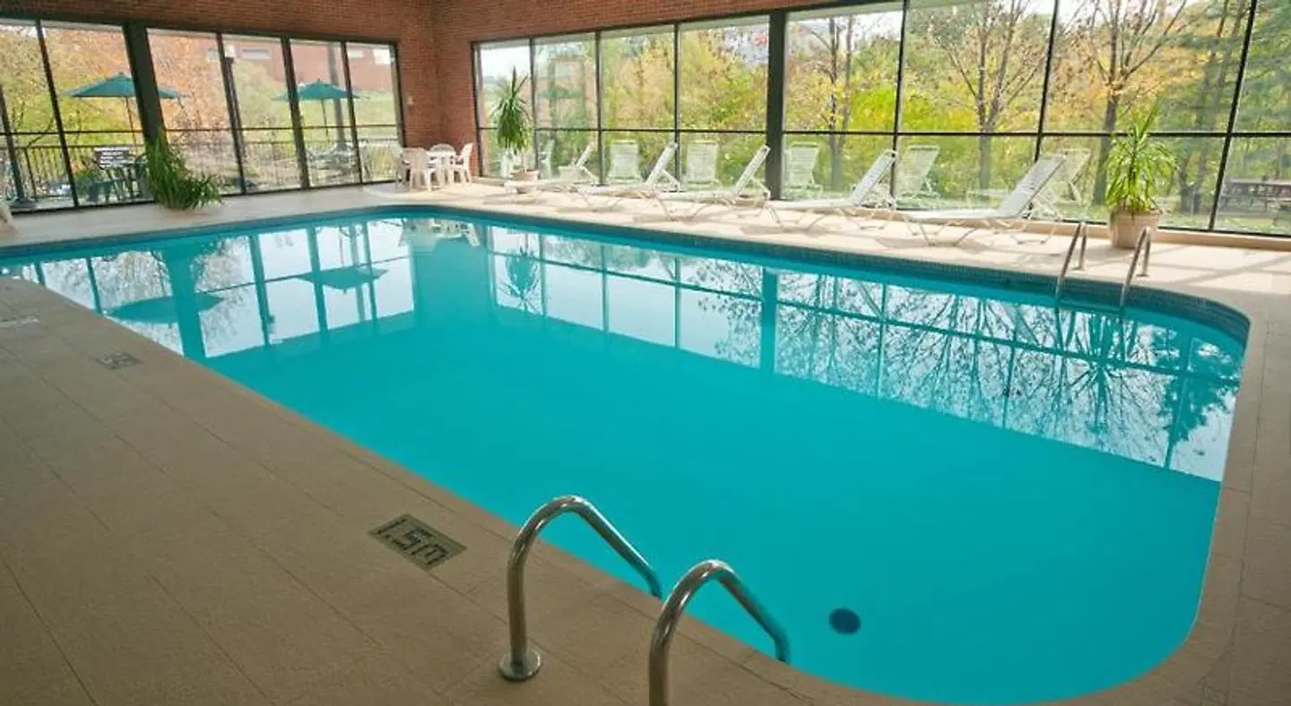 Visitor's Inn Hallenbad
