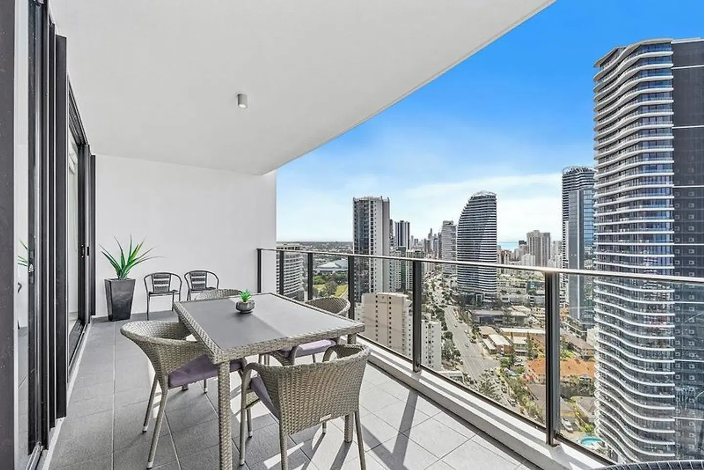 Mantra Sierra Grand Terrasse