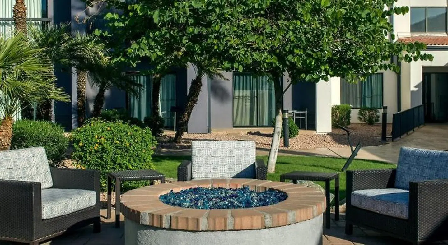 Courtyard by Marriott Phoenix Airport Garten