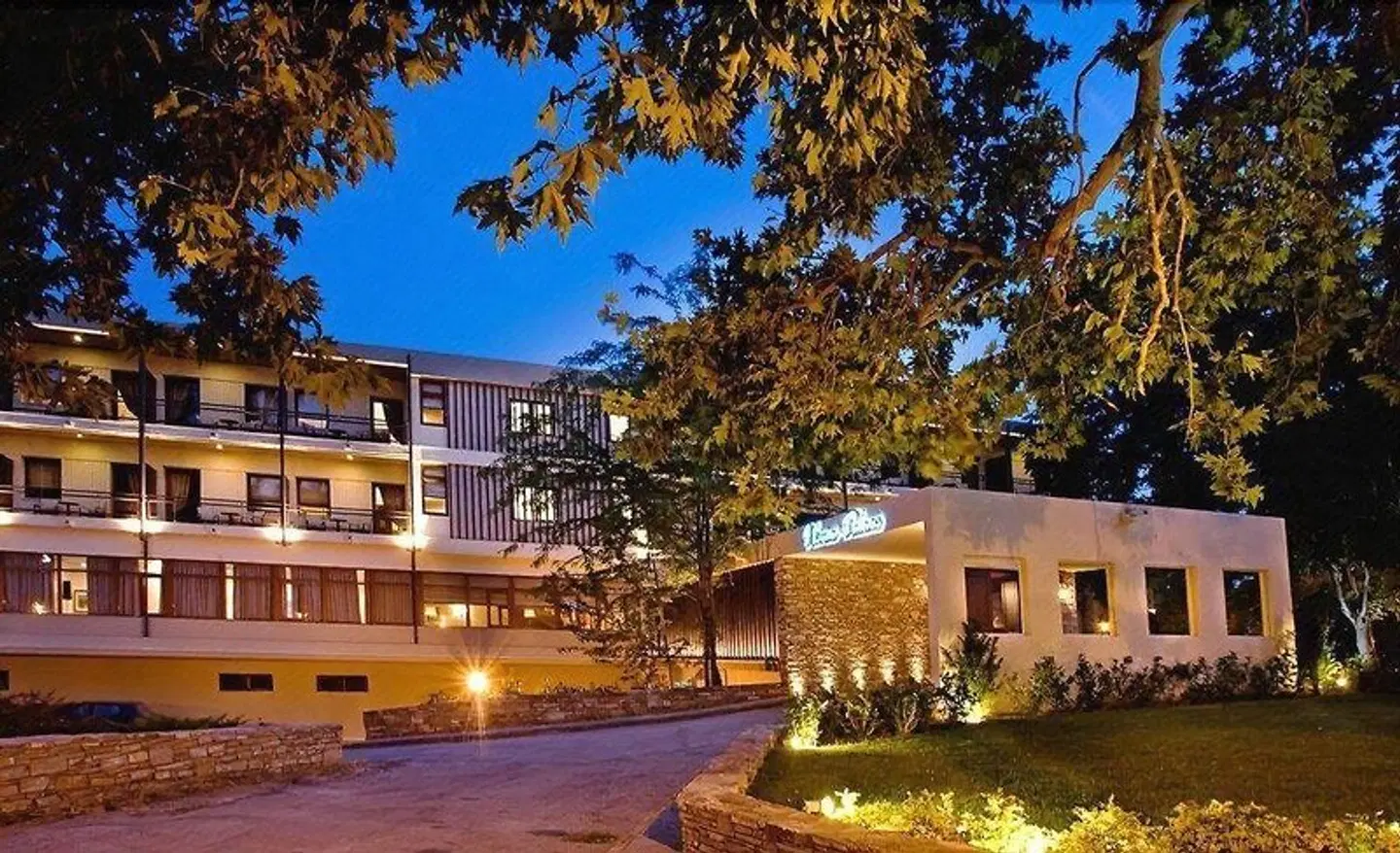 Xenia Palace Portaria Terrasse