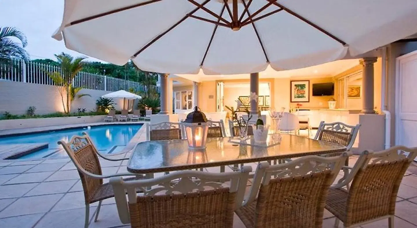 Forest Manor Boutique Guesthouse Terrasse