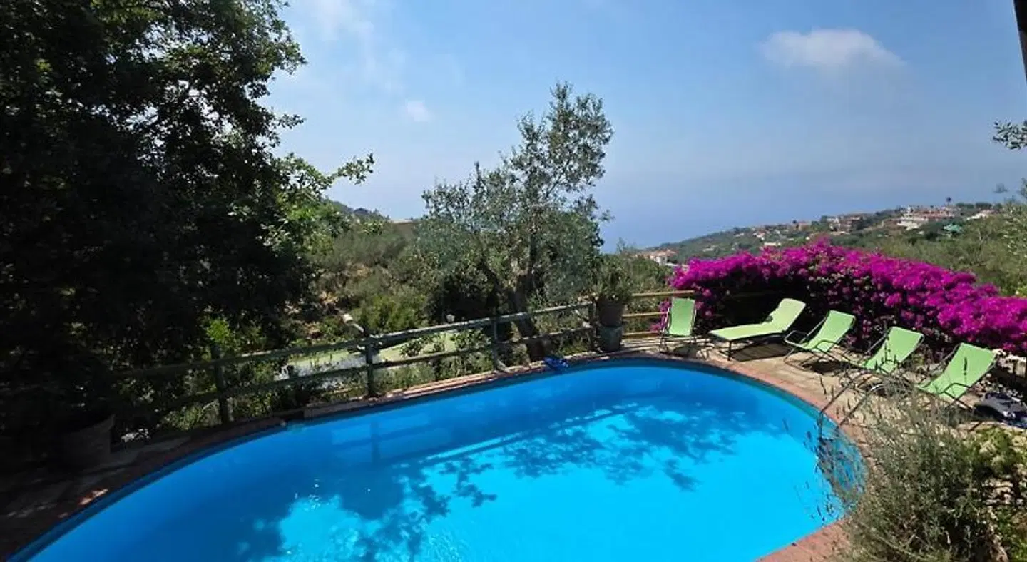 Agriturismo Fattoria Terranova OUTDOOR_POOL