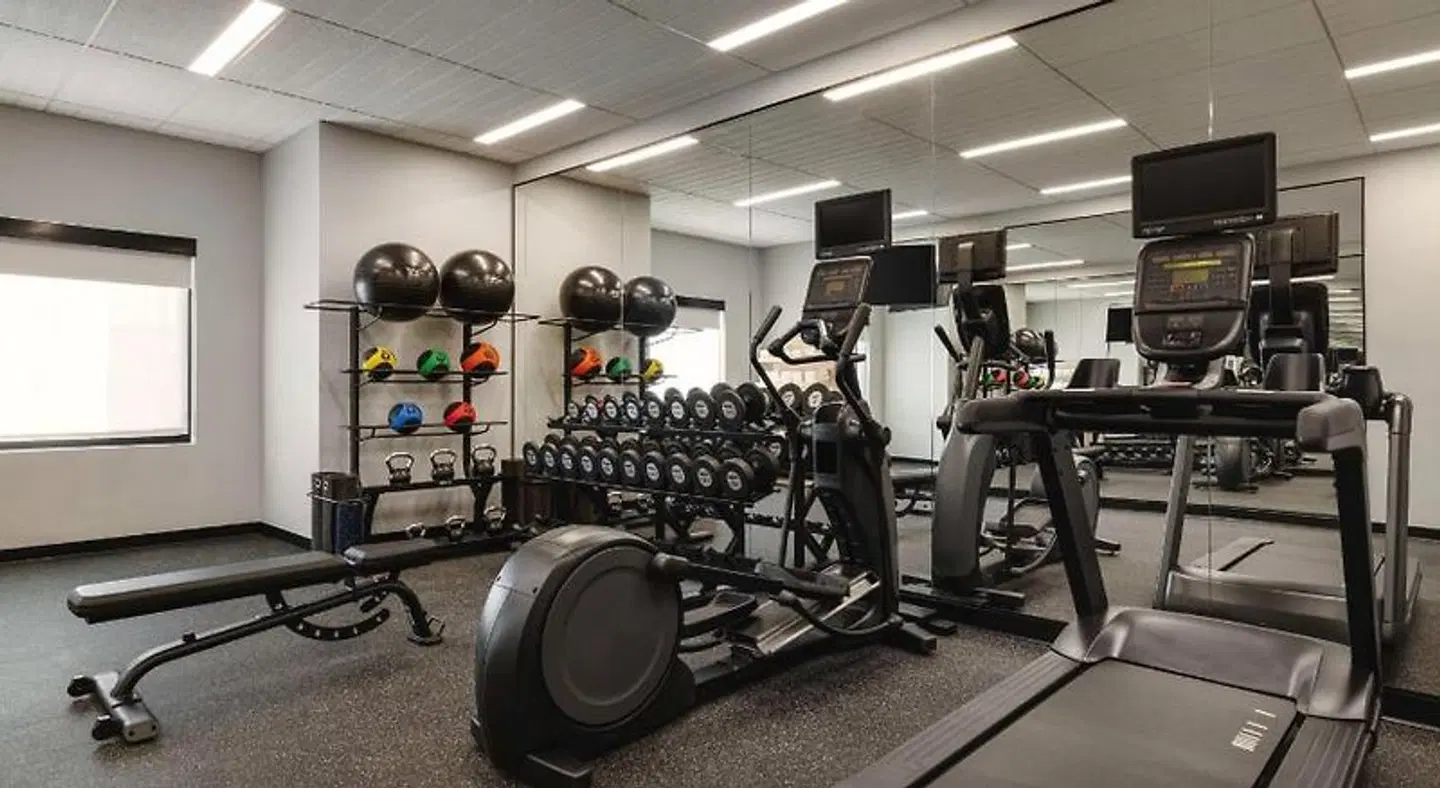 Spark By Hilton Las Vegas Airport SPORTS_AND_LEISURE