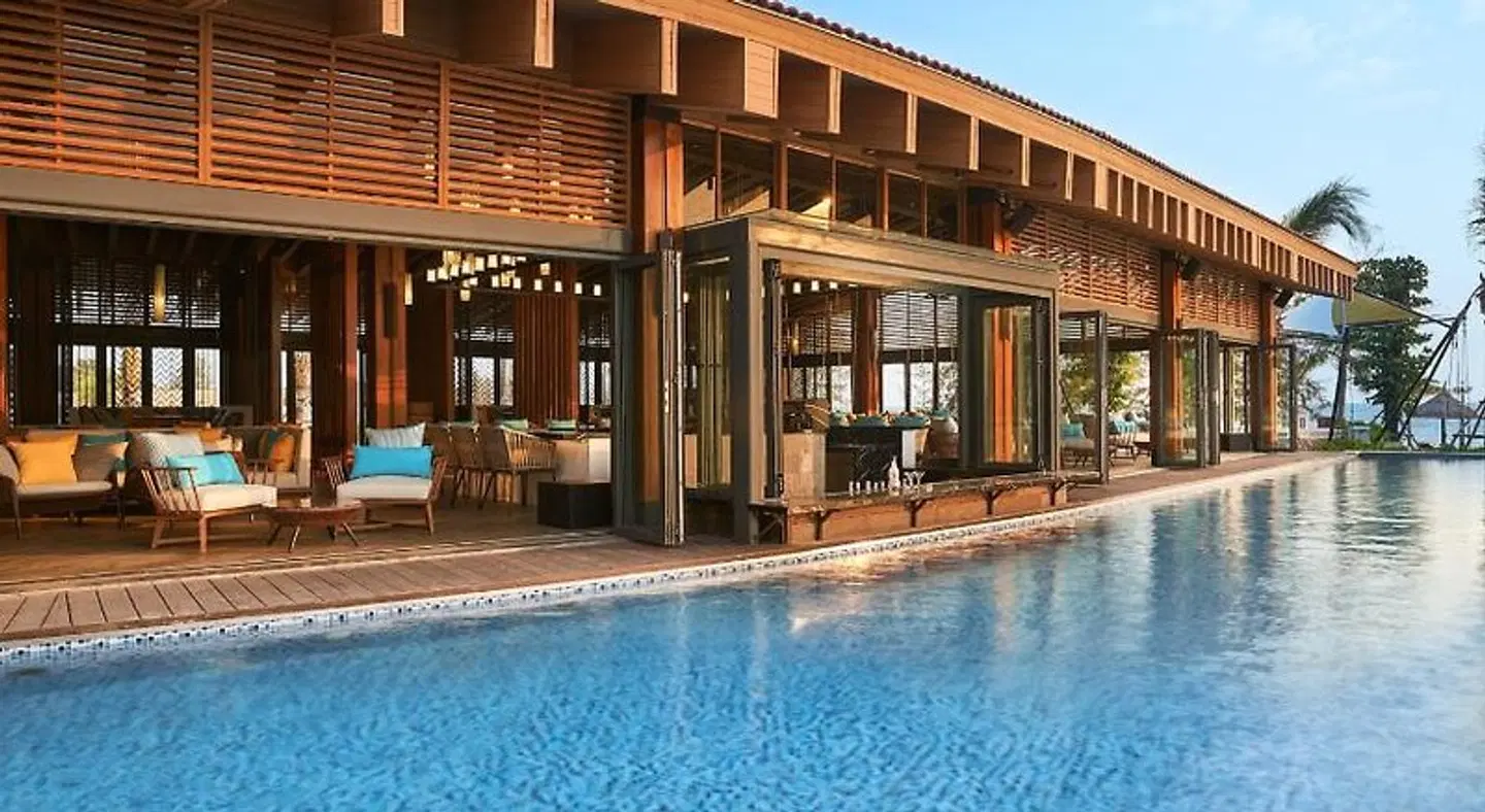 Mövenpick Villas & Residences  Phu Quoc OUTDOOR_POOL