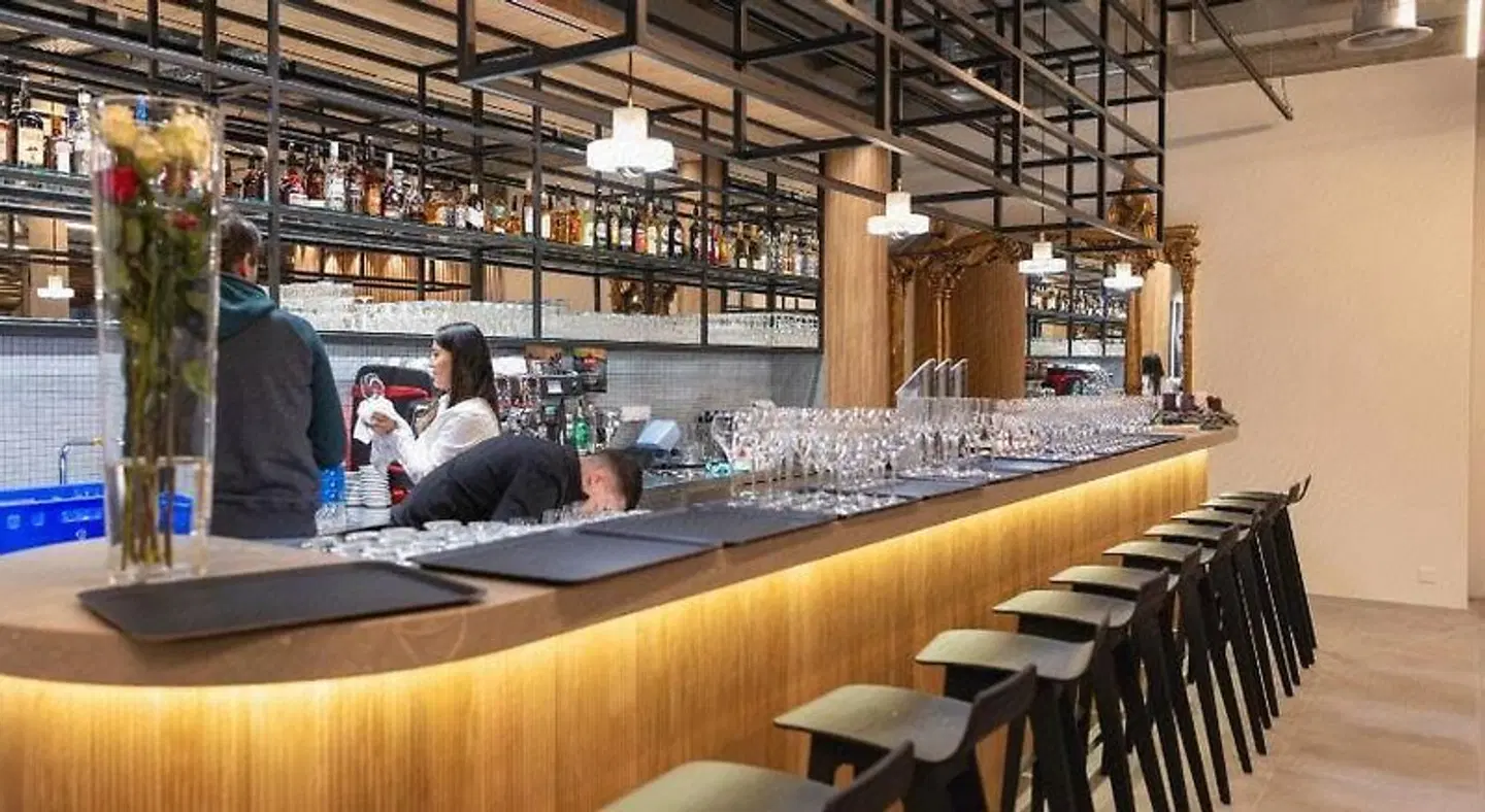 Europe Bar