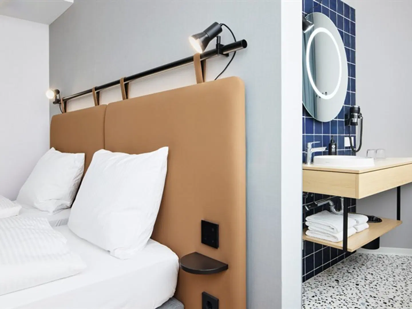 H2 Hotel Wien Schönbrunn ROOM_EXAMPLE