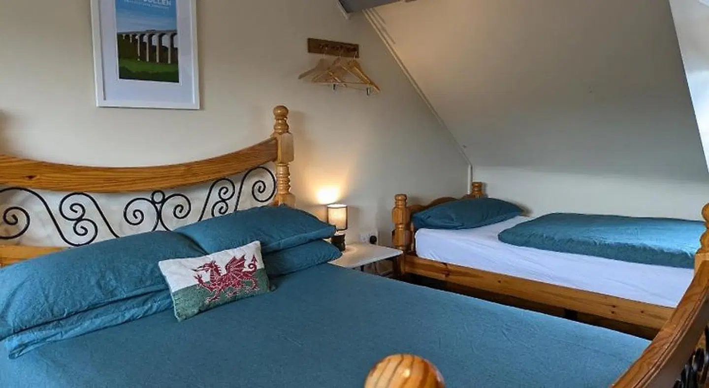 Llangollen Hostel ROOM_EXAMPLE