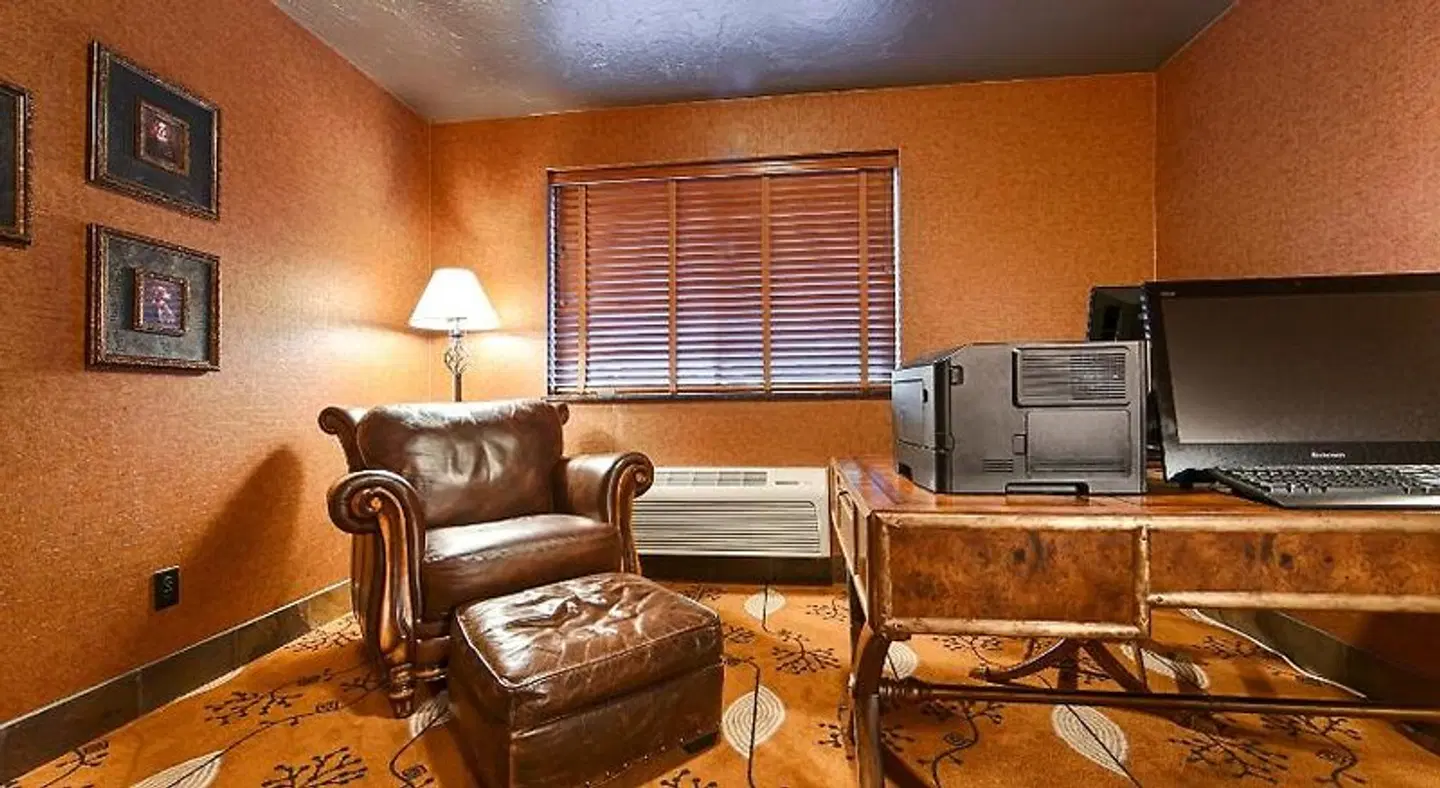 Best Western Astoria Bayfront Hotel ROOM_EXAMPLE