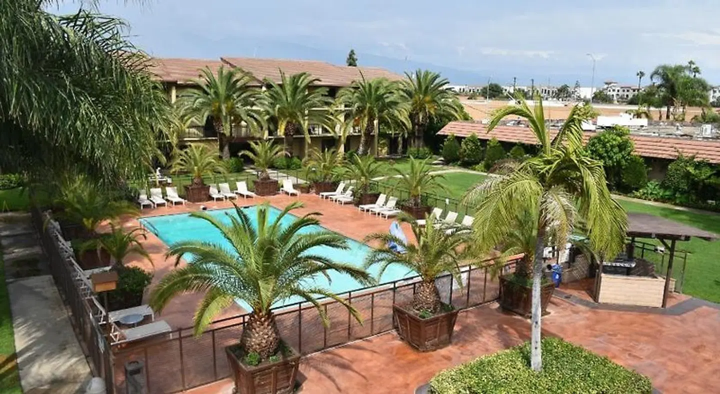 Ontario Airport Inn Terrasse
