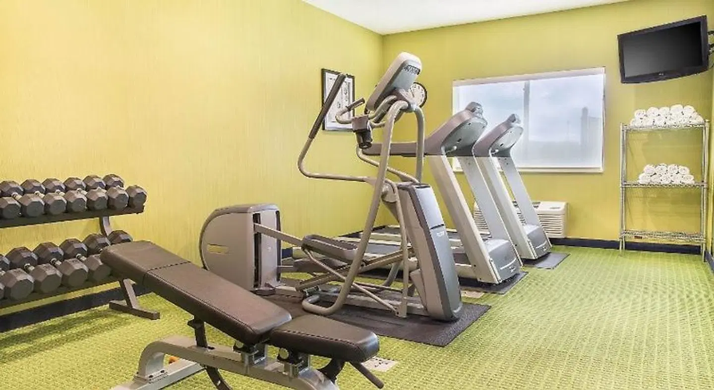 Fairfield by Marriott Inn & Suites Fargo SPORTS_AND_LEISURE