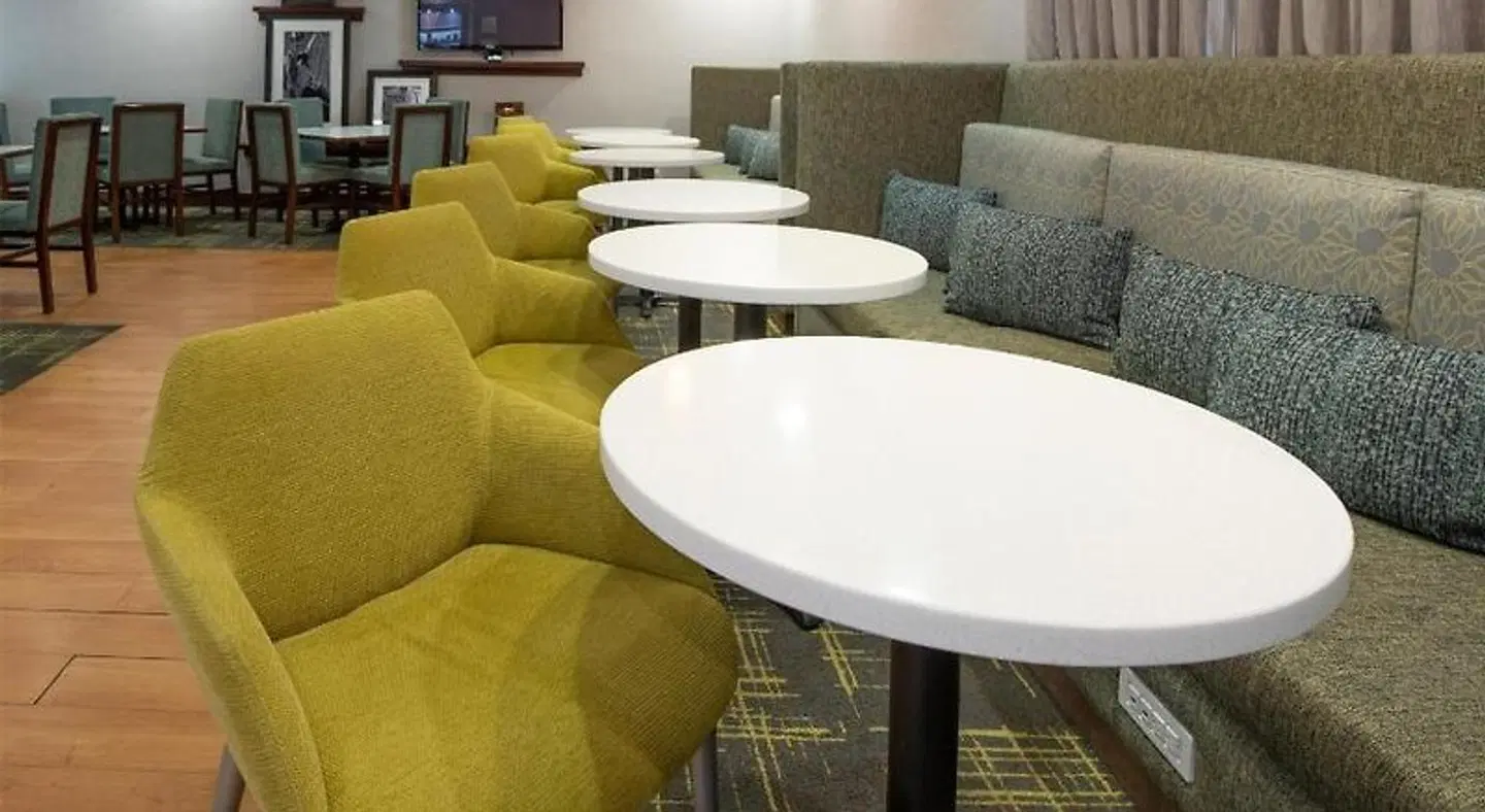 Hampton Inn Newport News-Yorktown LOUNGE_LOBBY