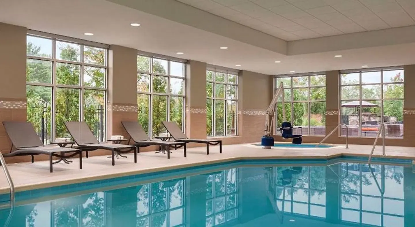 Homewood Suites by Hilton - Charlottesville Hallenbad