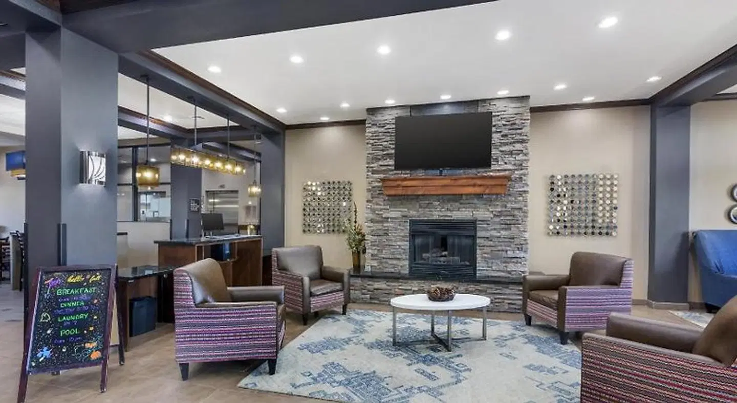 Best Western Plus Williston Hotel & Suites LOUNGE_LOBBY