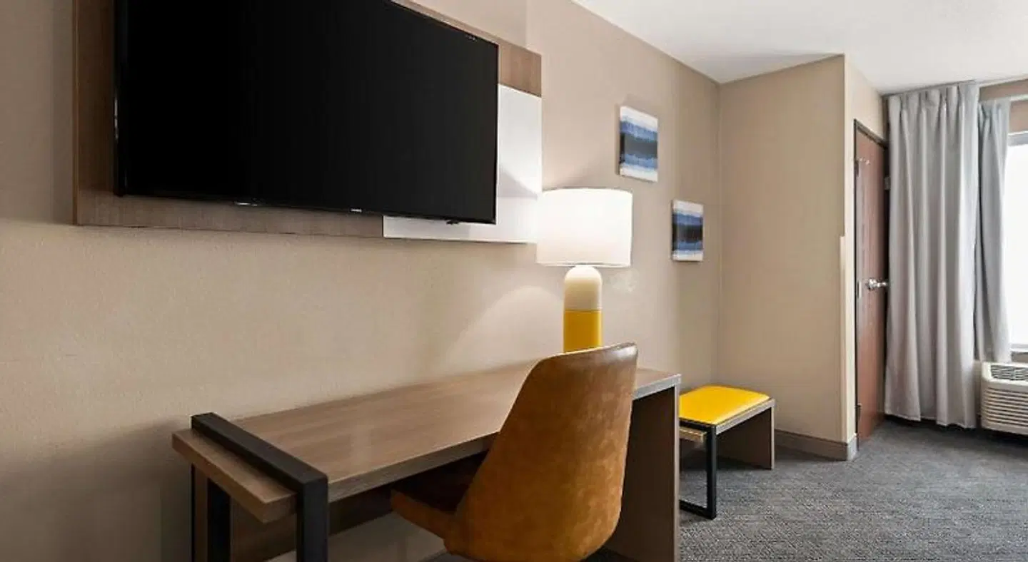 Comfort Suites Hudson ROOM_EXAMPLE