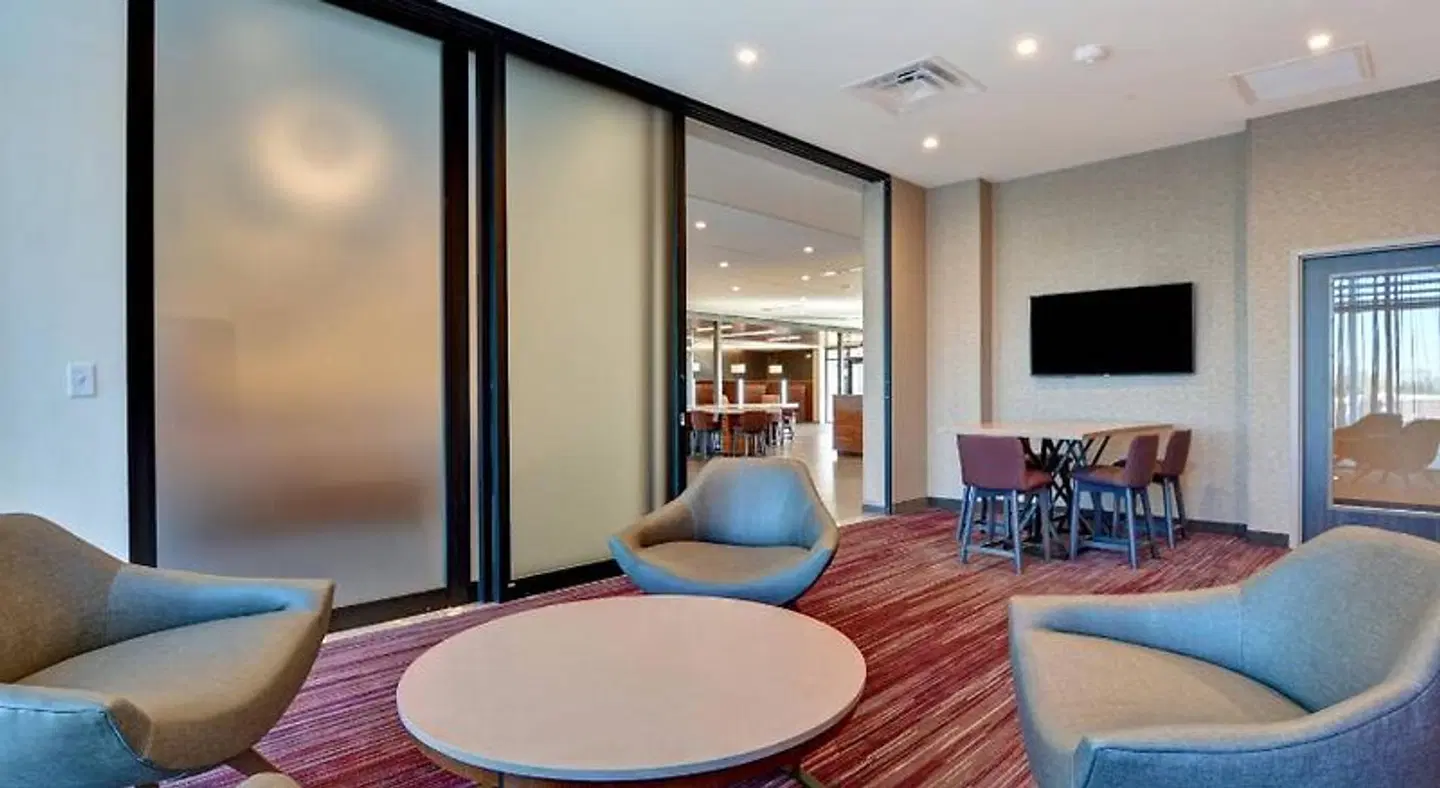 Courtyard by Marriott Bentonville Rogers Promenade ROOM_EXAMPLE