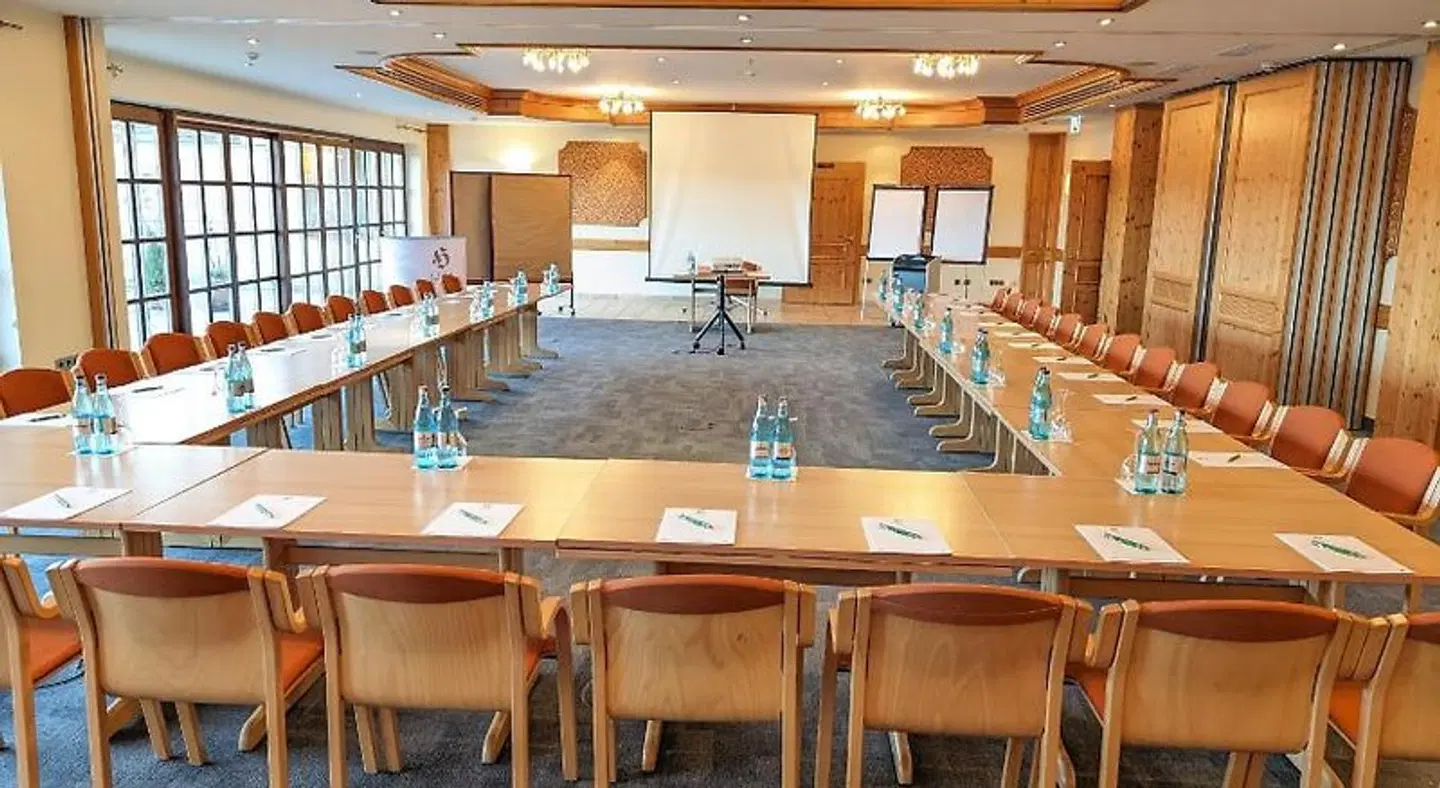 Heimathenhof Konferenz