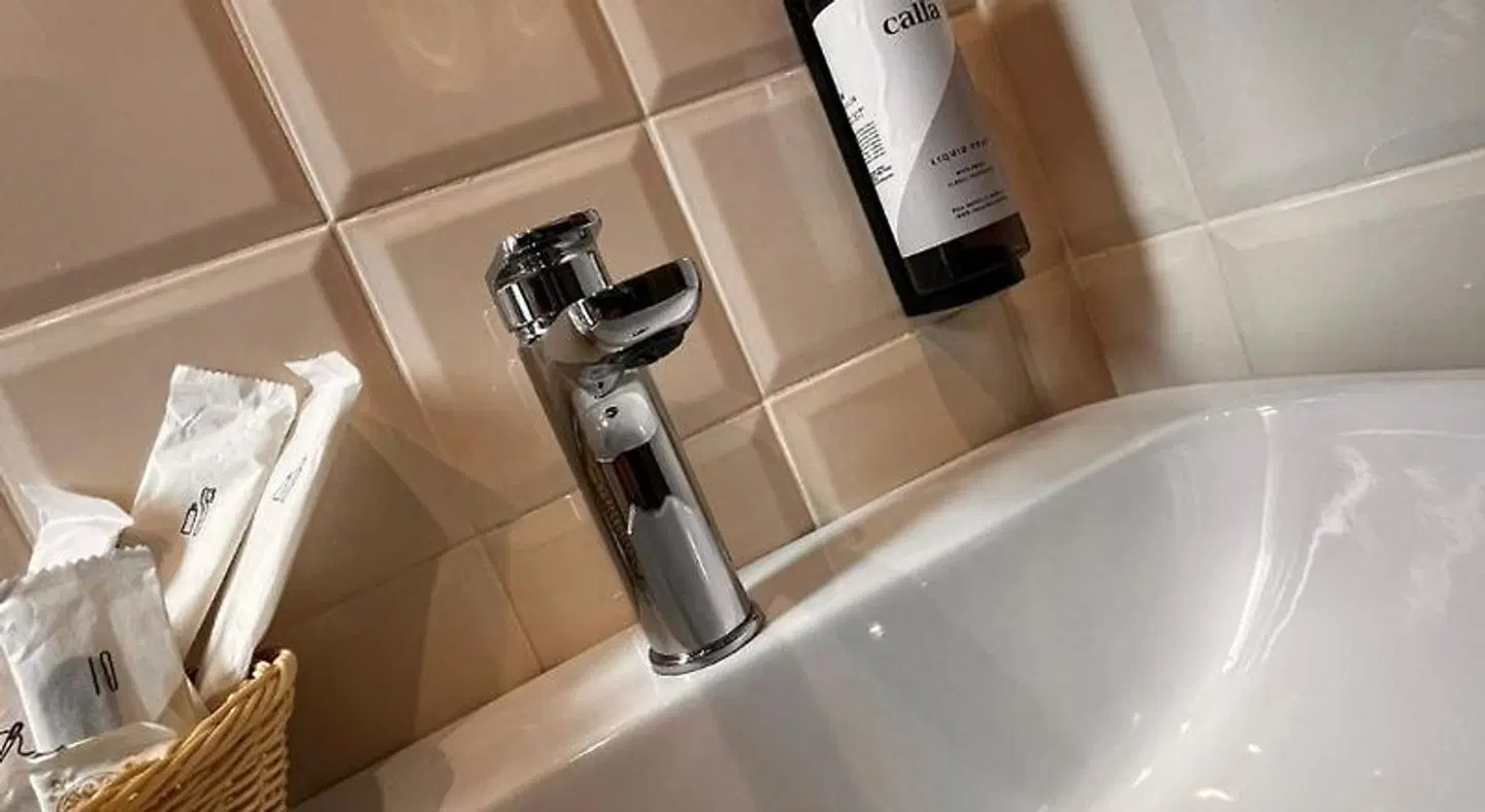 Hotel Nizza Badezimmer