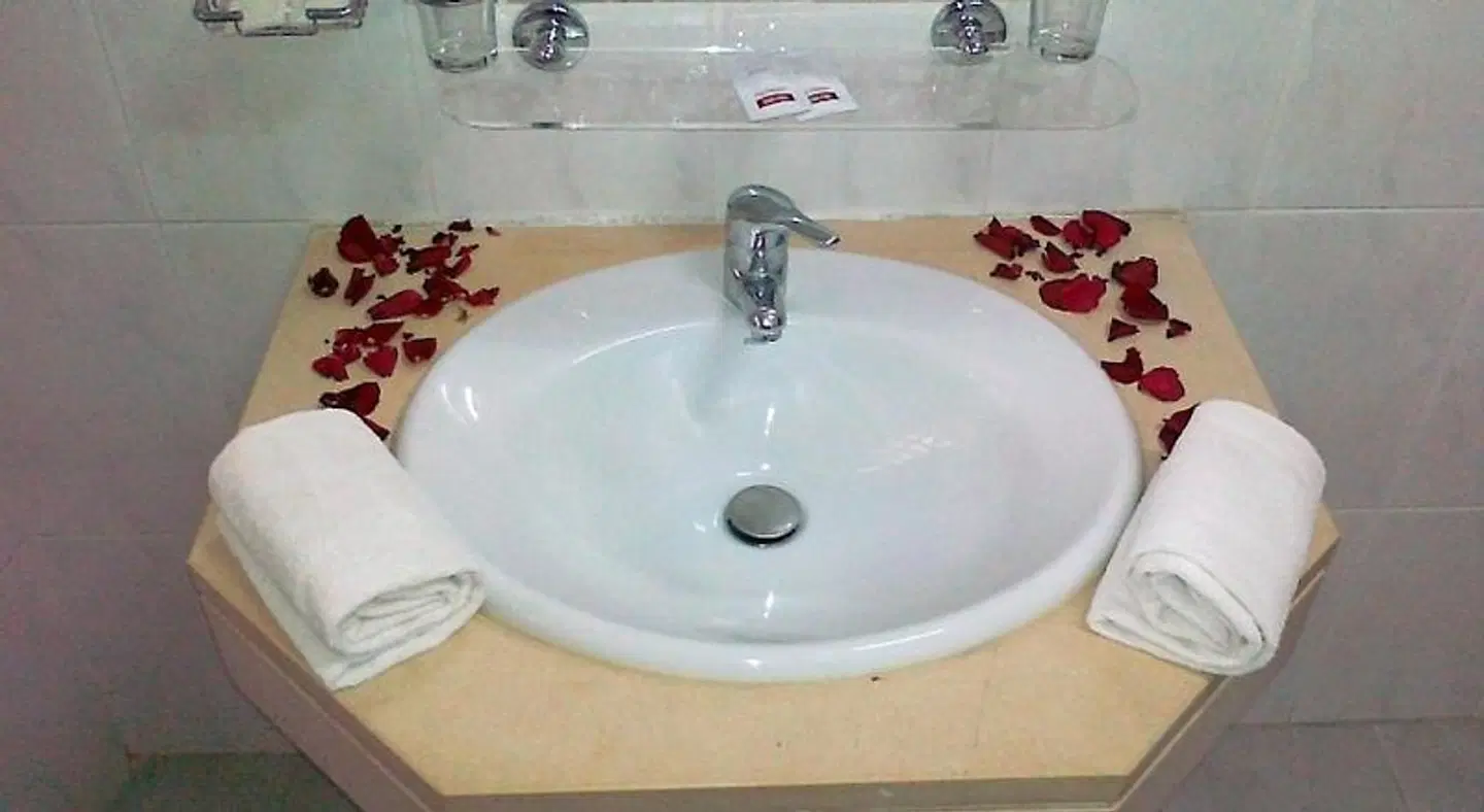 Real Caparica Hotel Badezimmer
